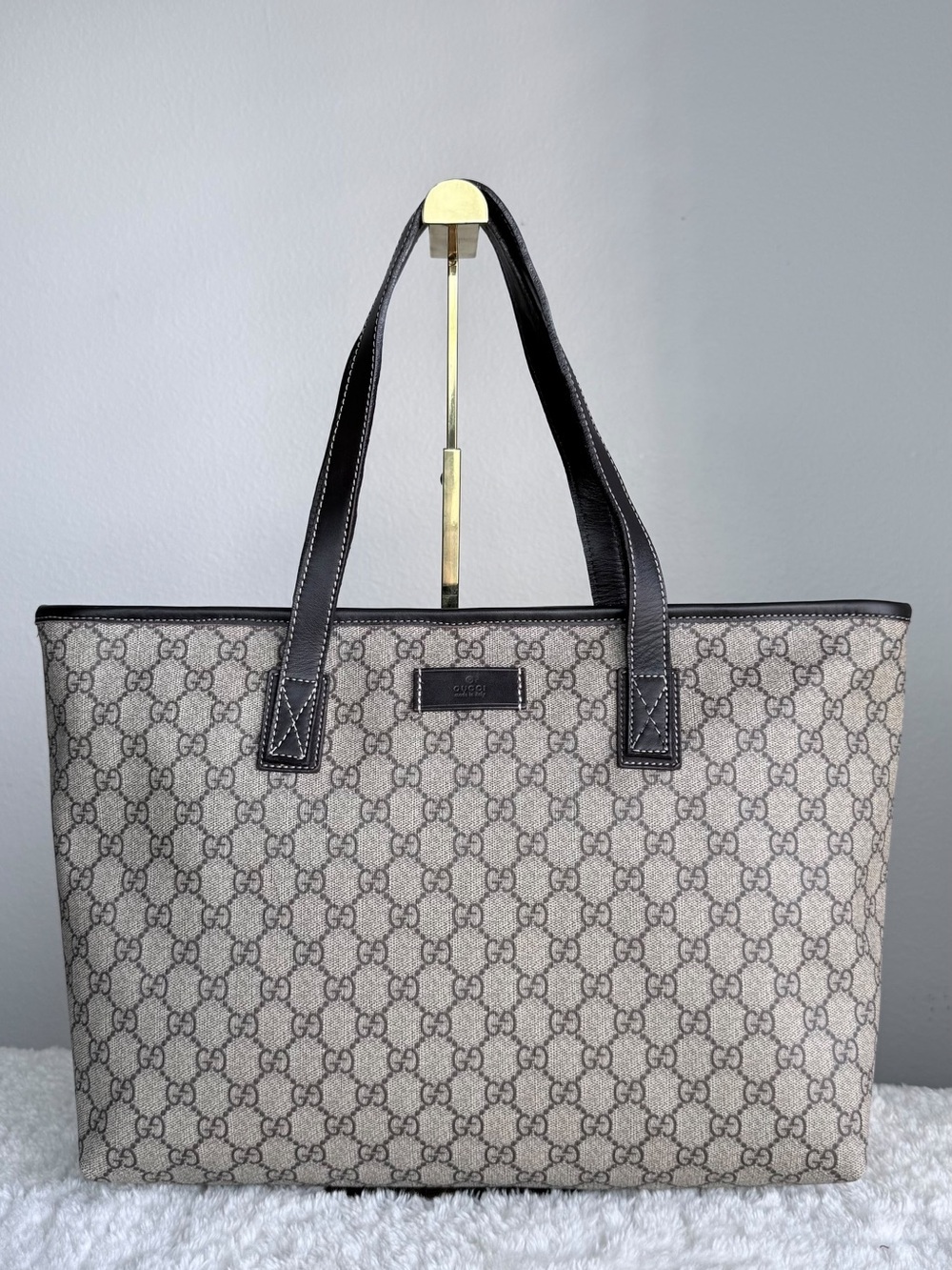 Gucci Tote Medium Brown GG Supreme Canvas Tote Bag